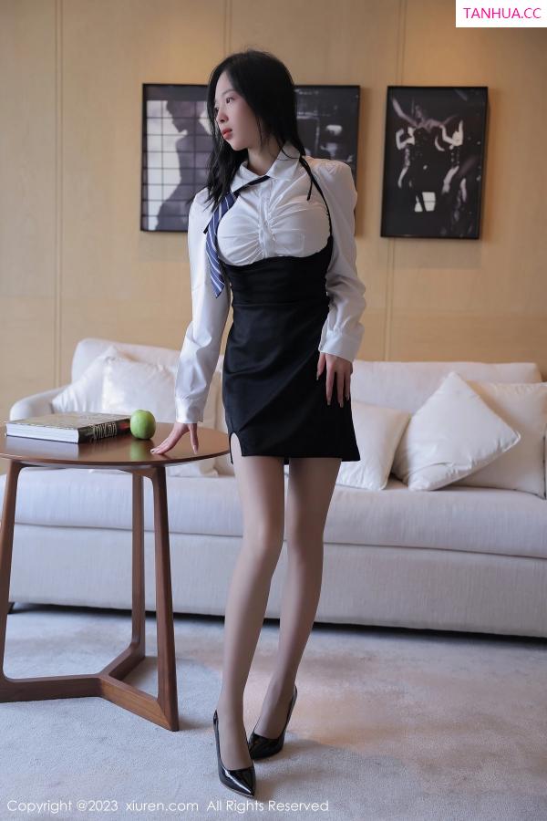 [XiuRen]高清写真图 2023.05.05 No.6675 茜茜Kimi 美腿短裙
